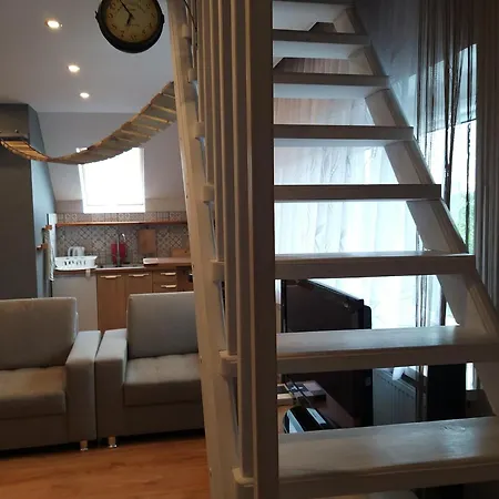 Olivia Apartment