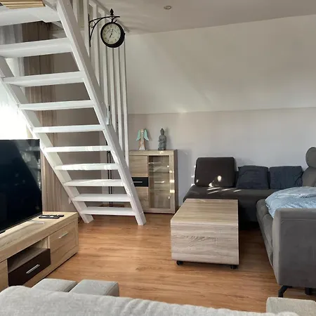 Olivia Apartment *
